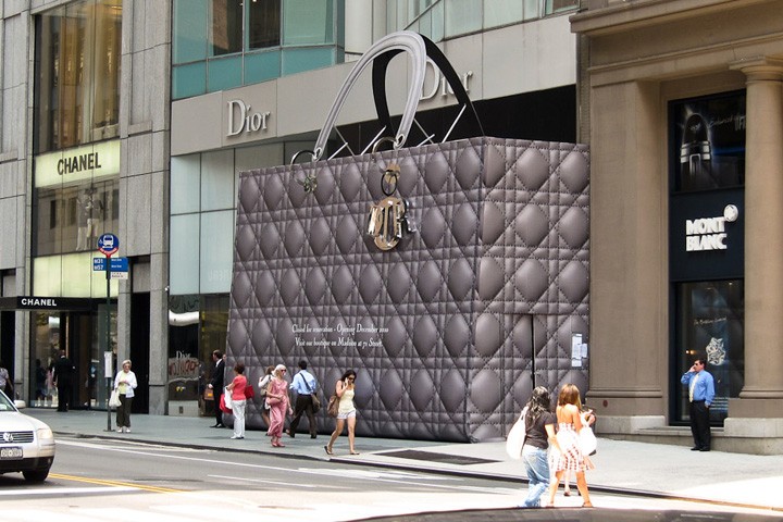 Бернар Арно выкупит Christian Dior