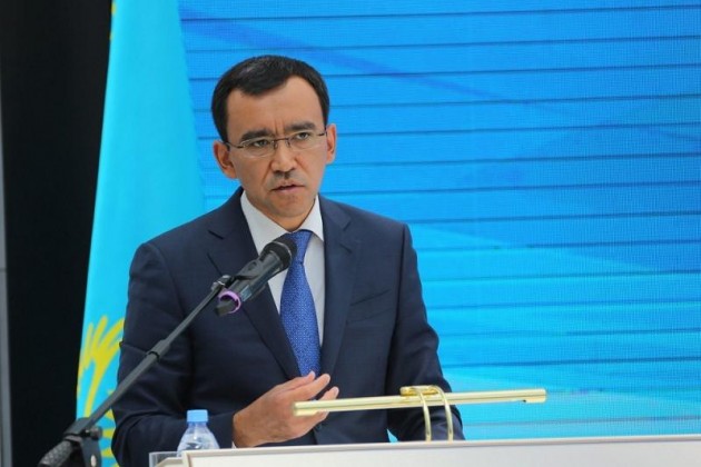 Маулен Ашимбаев стал помощником Президента 