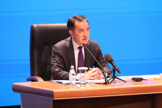 Бакытжан Сагинтаев объявил выговор вице-министру нацэкономики