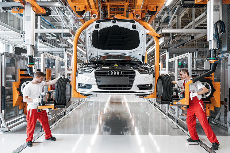 Марка Audi изменит свой логотип