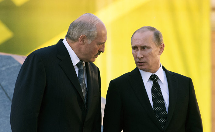 Лукашенко обсудил с Путиным запрет продажи алкоголя по ночам